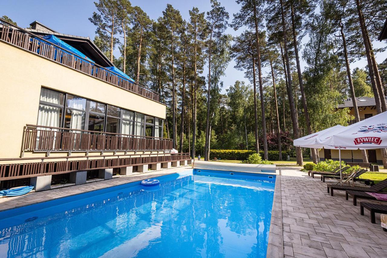 פוגורזליצה Natura Resort מראה חיצוני תמונה