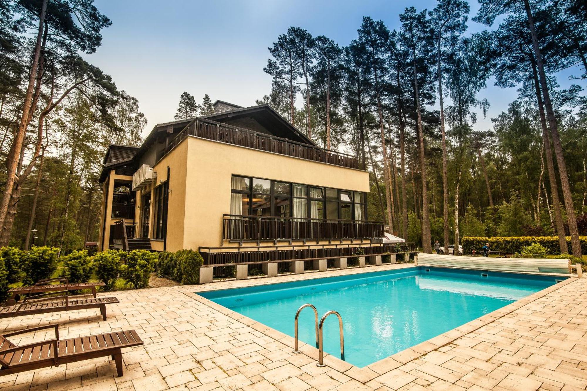 פוגורזליצה Natura Resort מראה חיצוני תמונה